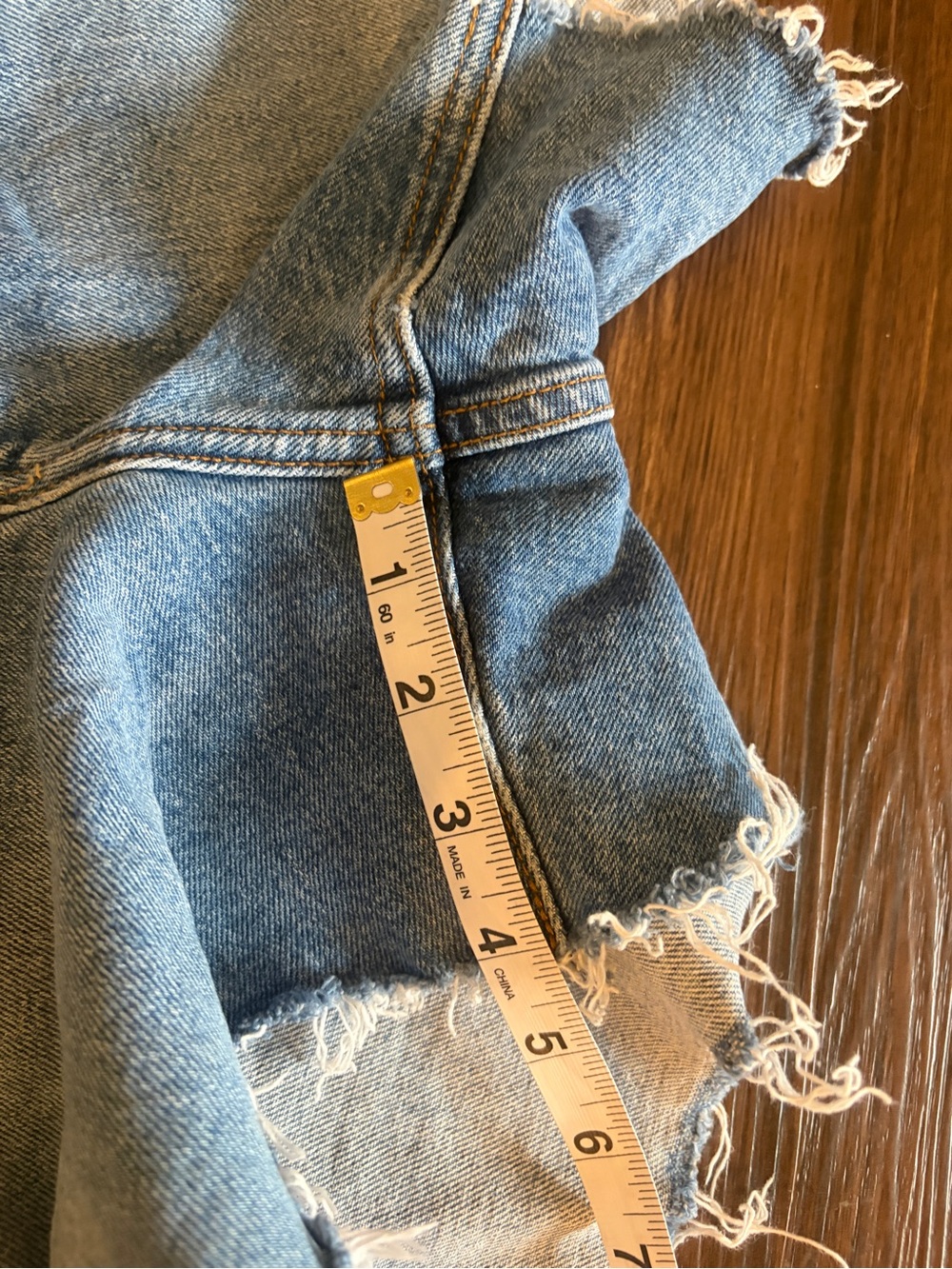 Abercrombie curve mom High-Rise Denim Shorts - Light Blue - Picture 5 of 9